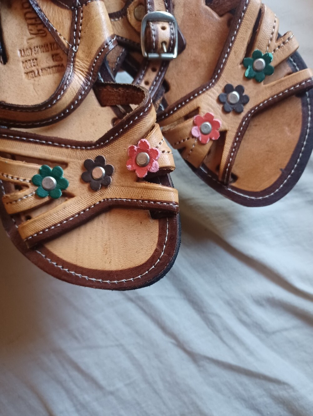 Toddler Handmade Mexican Guaraches - Picture 6 of 9